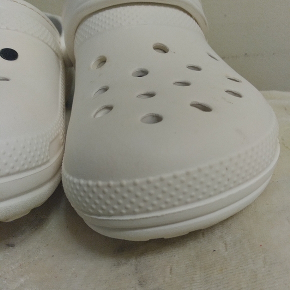 Womens White Clogs CROCS Unisex Men Size 8, Womens 10 Inside is 10 Inches Inside - Picture 4 of 16